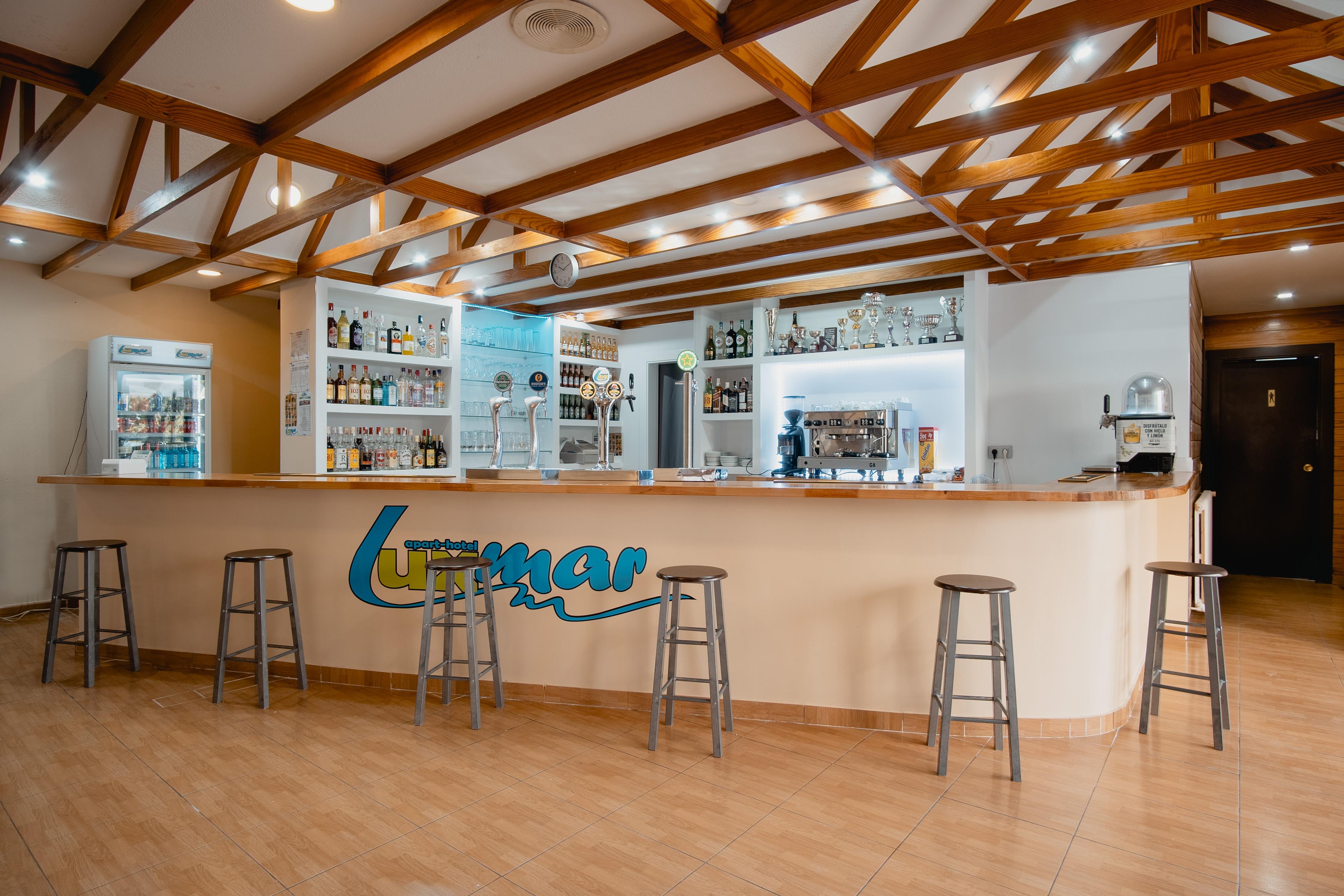 Luxmar Apartaments Benidorm Bagian luar foto