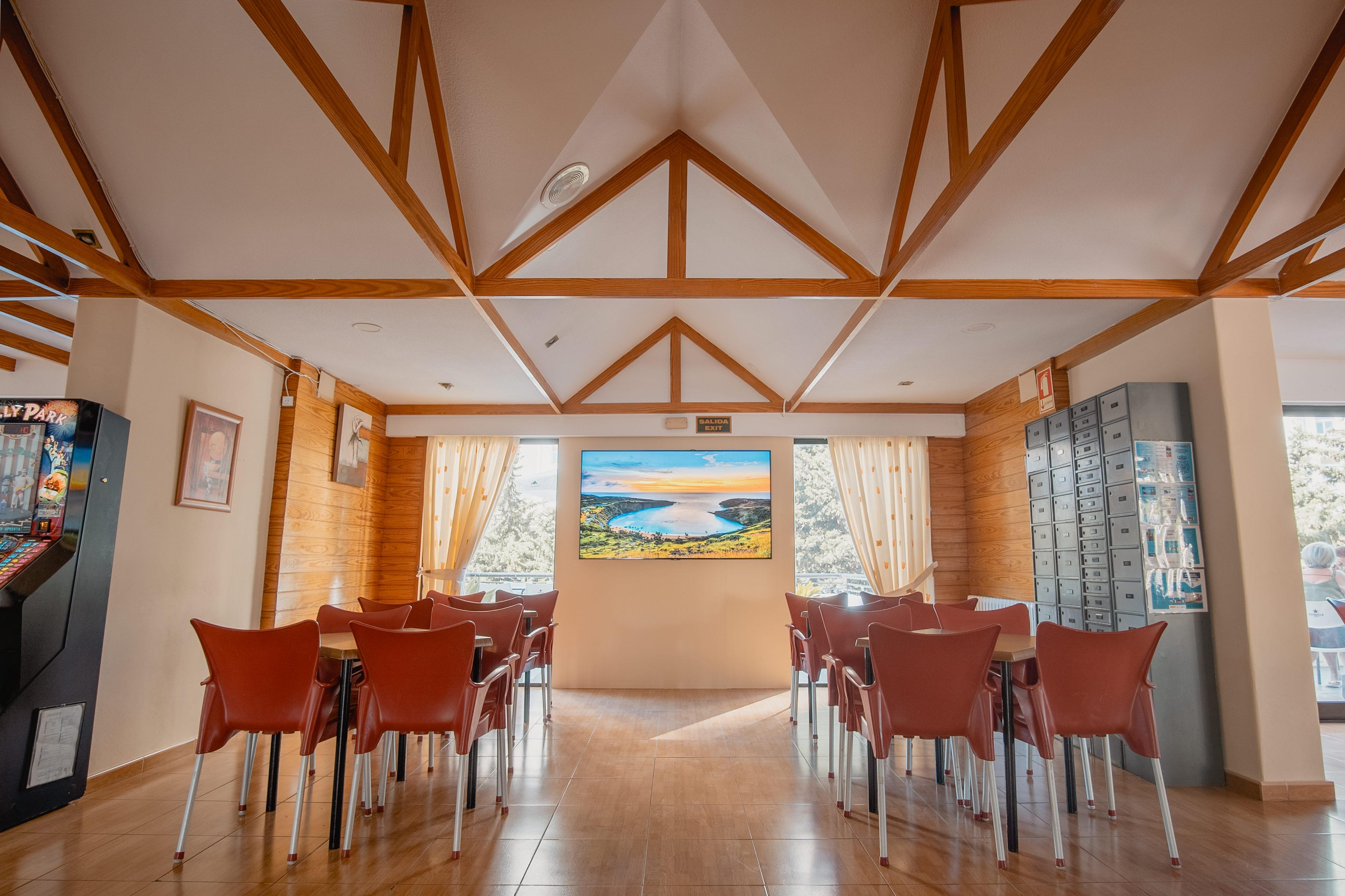 Luxmar Apartaments Benidorm Bagian luar foto