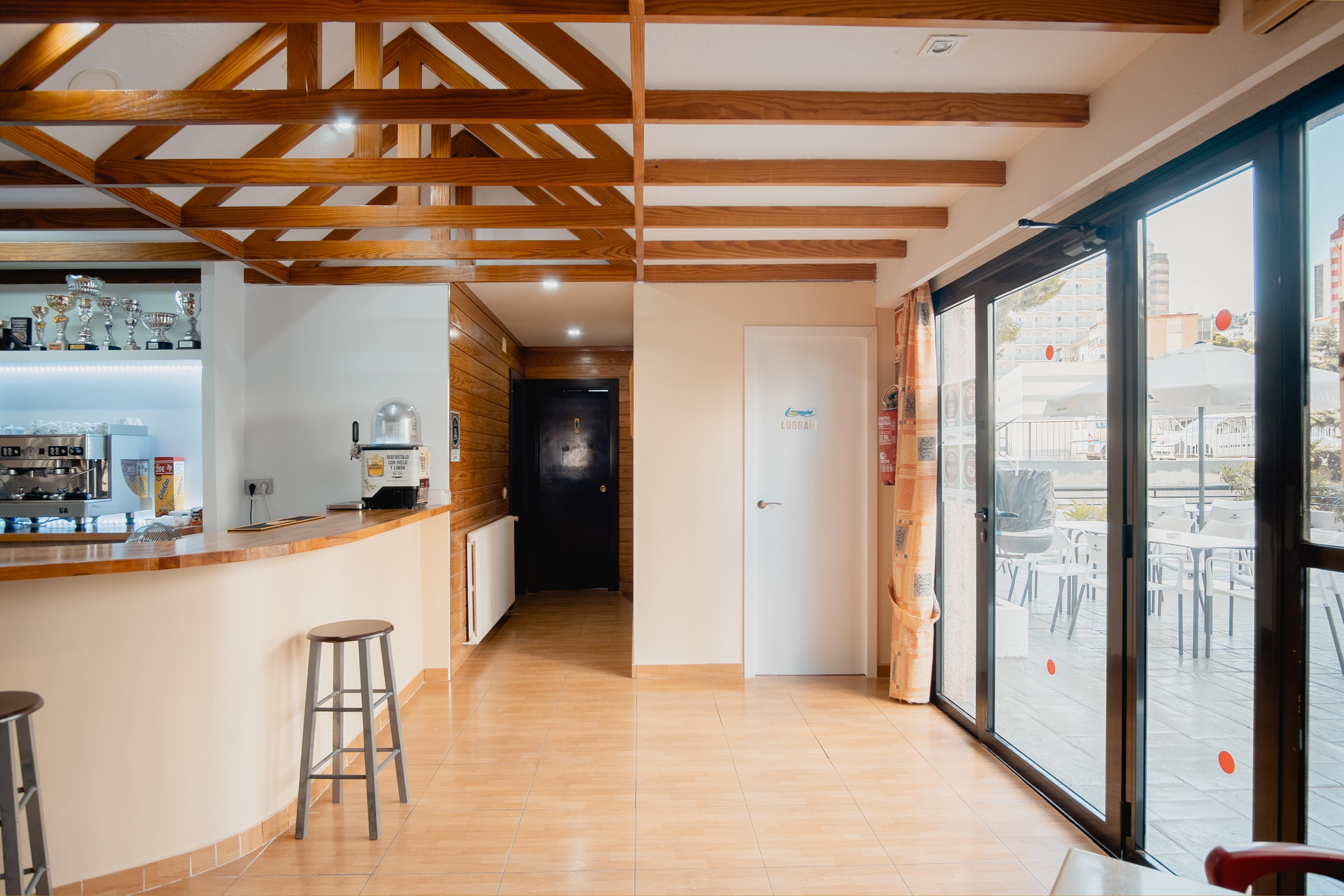 Luxmar Apartaments Benidorm Bagian luar foto