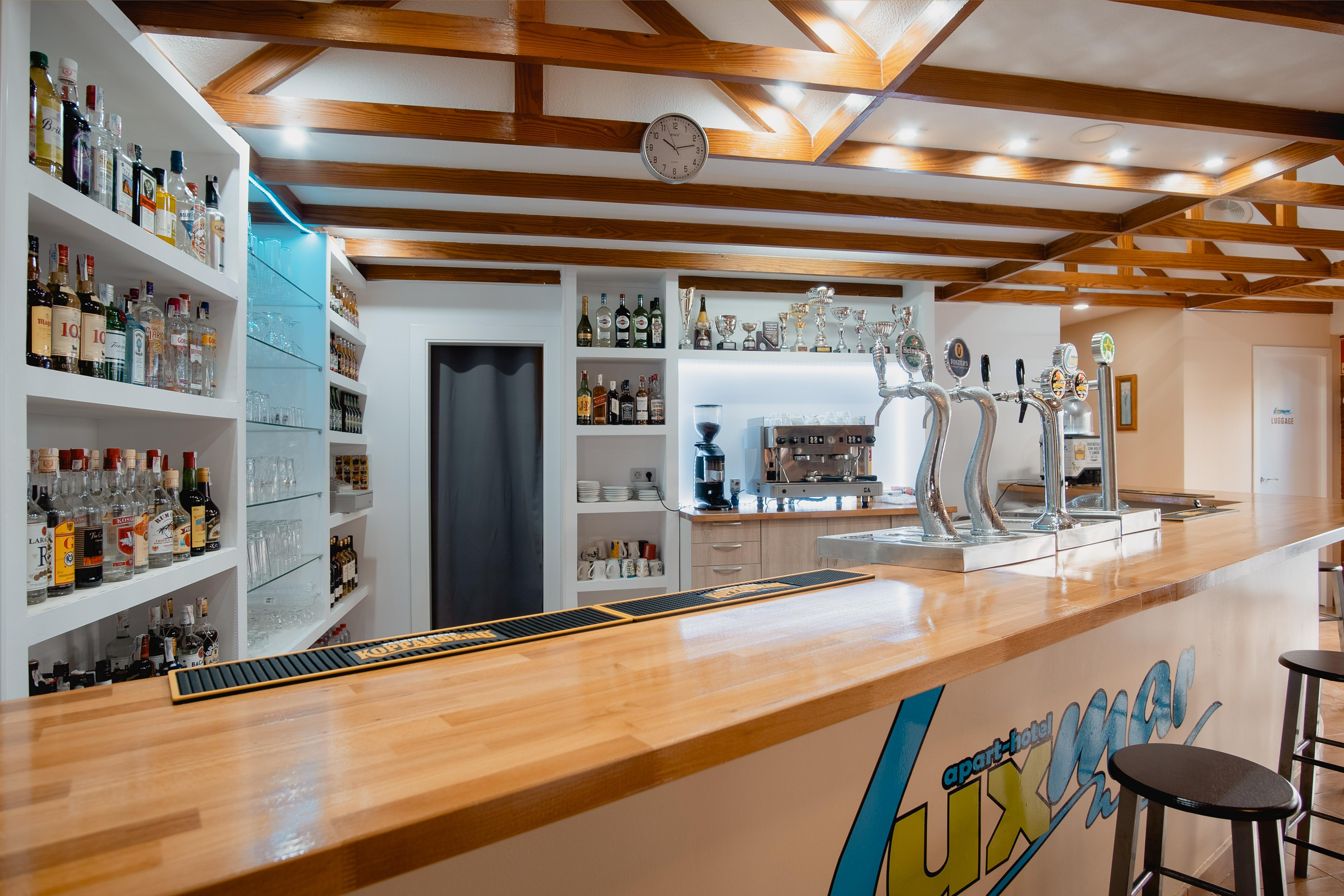 Luxmar Apartaments Benidorm Bagian luar foto