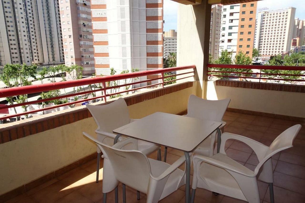 Luxmar Apartaments Benidorm Bagian luar foto