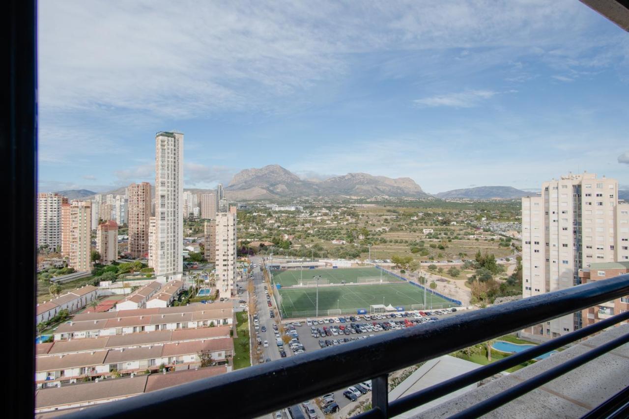 Luxmar Apartaments Benidorm Bagian luar foto